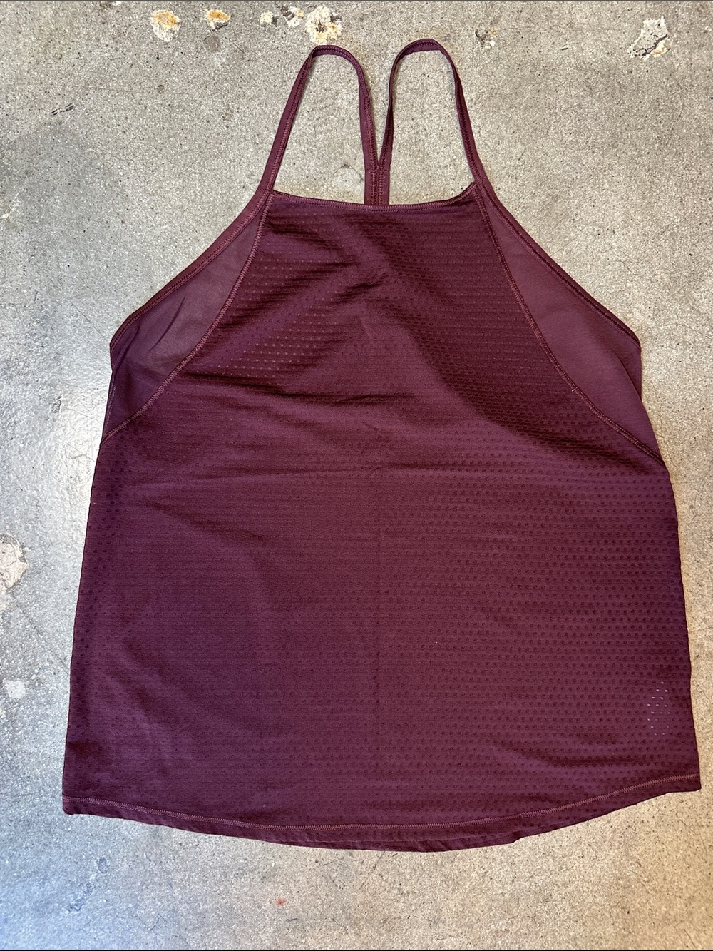 Athleta Chi Mesh Tank in Burgundy